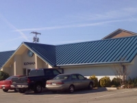 tn-restaraunt-retail-hip-roof-metal-building